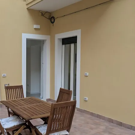 Apartman Lucy's